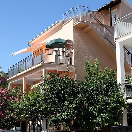 Apartments Jasmin 特罗吉尔 外观 照片