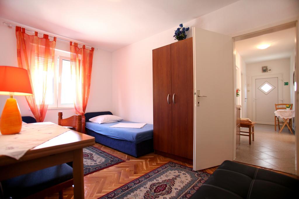 Apartments Jasmin 特罗吉尔 外观 照片