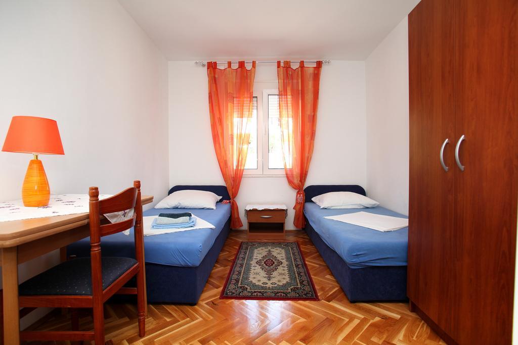 Apartments Jasmin 特罗吉尔 外观 照片